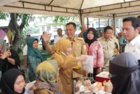 Wakil Bupati Bogor, Jaro Ade menghadiri kegiatan gebyar Hari Ulang Tahun (HUT) ke-80 Republik Indonesia di Kecamatan Cigudeg. (Dok. bogorkab.go.id)